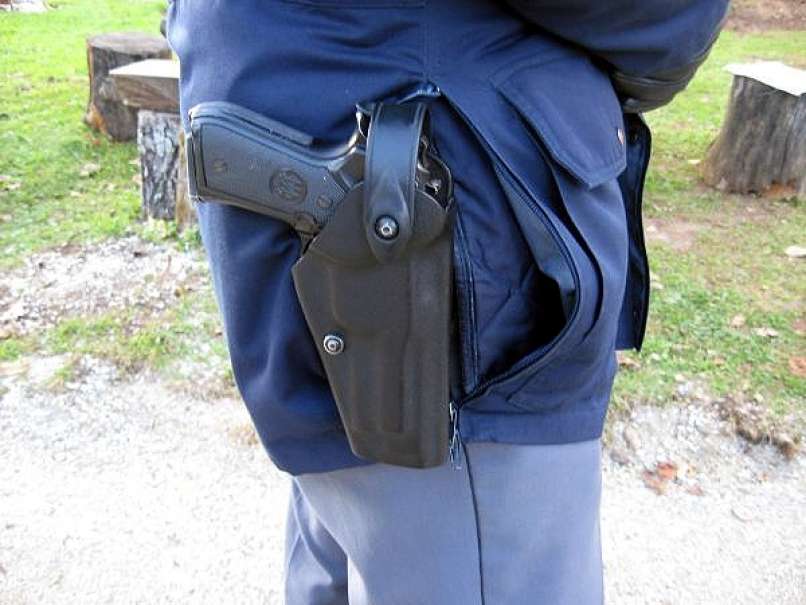 policija_revolver