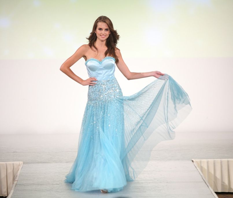 Sara Savnik_Miss Universe Slovenije 2013