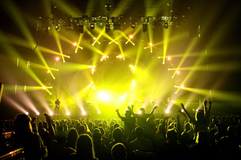 brit-floyd_crowd_2011