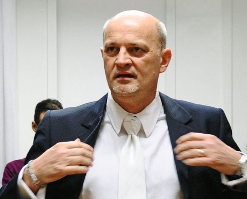 sodnik škoberne
