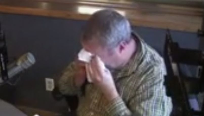 David Schmitz jokal ob pismu pokojne žene