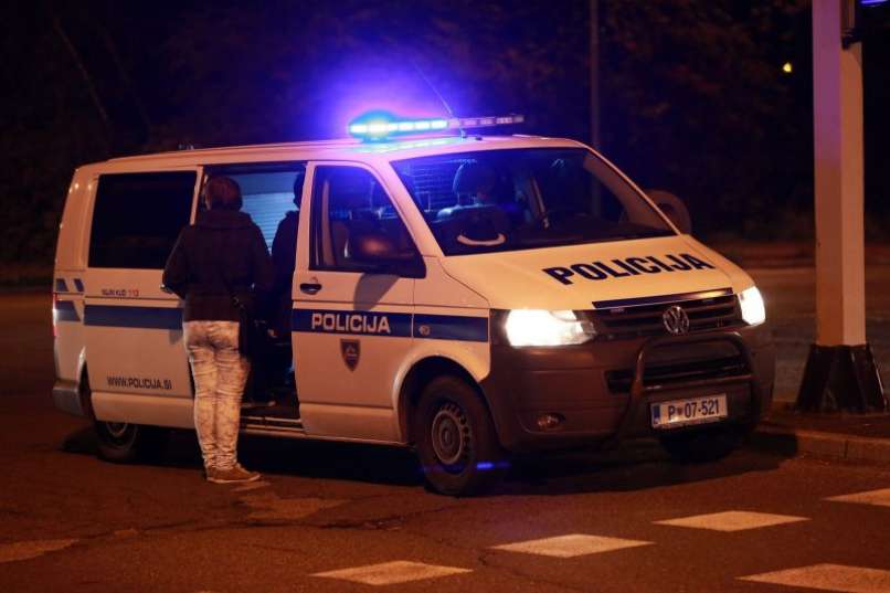 policija