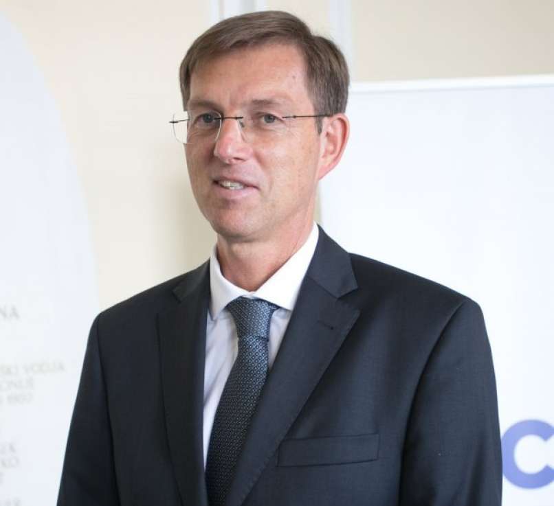 miro cerar