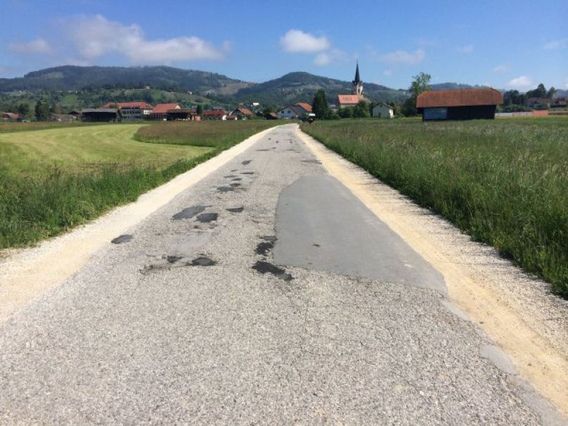 cesta šentrupert  slovenska vas