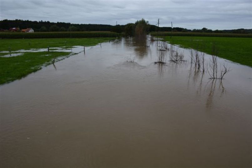 Poplave Ivanjci1h