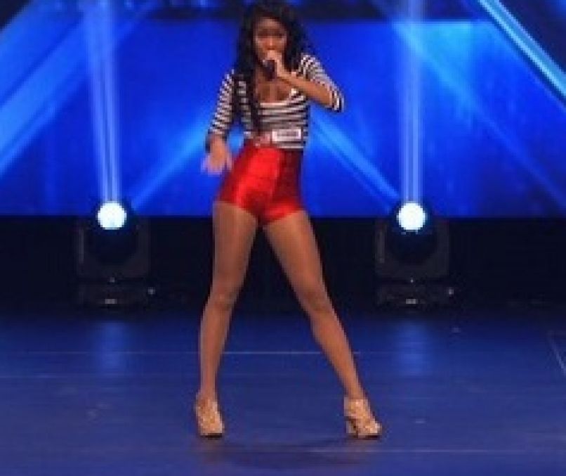 Simone Battle