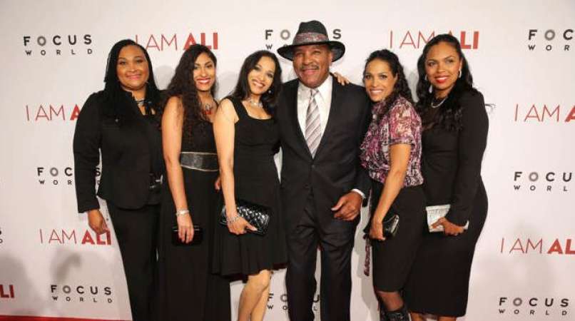 Ali, Khaliah Ali-Camacho, Jamillah Ali-Joyce, Rahman Ali, Rasheda Ali-Walsh in Hana Ali