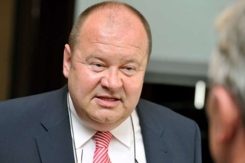 predsednik uprave nkbm aleš hauc