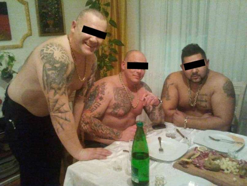 skrajneži desničarji blood honour rom romi cigan cigani