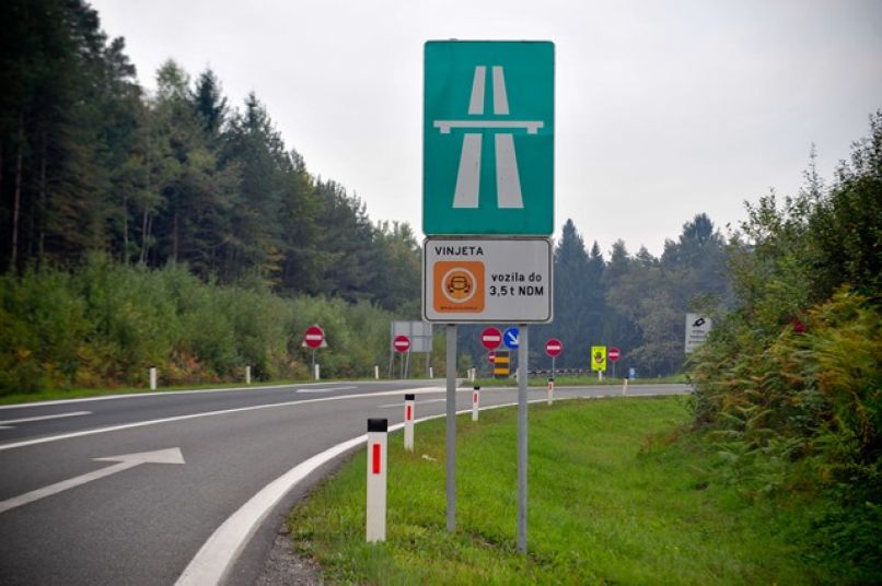 Vinjeta avtocesta