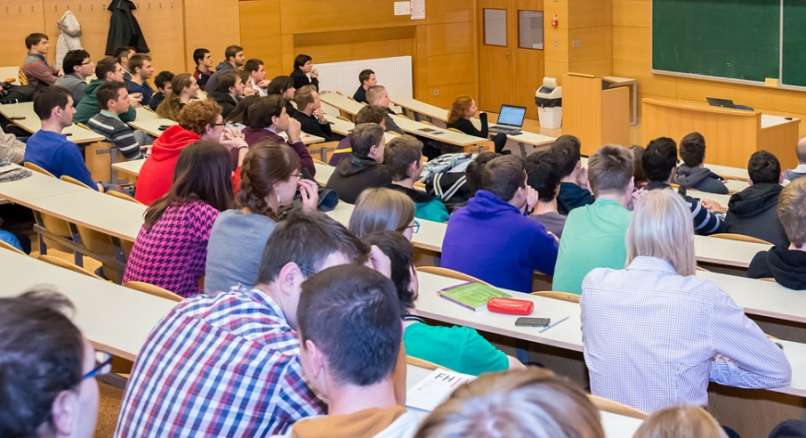 Študenti so dobili osnovne informacije in napotke o tem, kako na študijsko izmenjavo