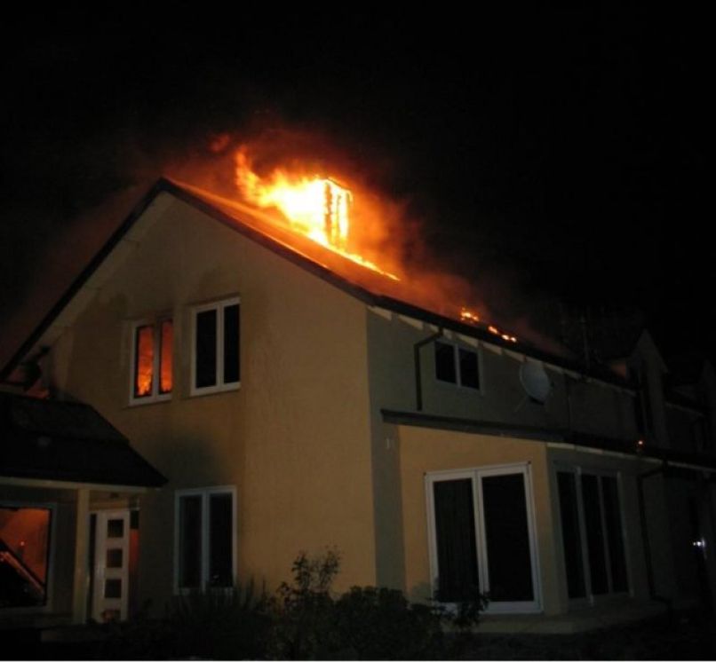 požar hiša