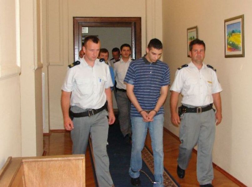 bomba dobruška vas