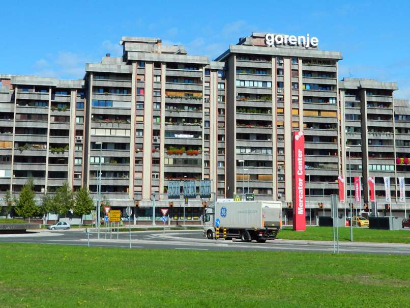 standard velenje blok tony