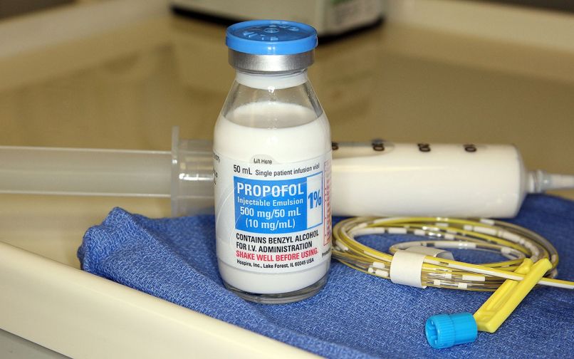 propofol zdravilo anestetik analgetik tony
