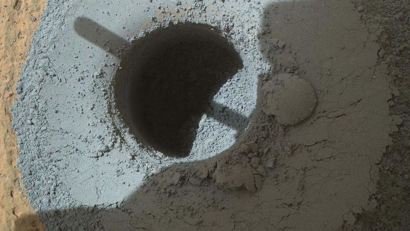 vrtanje mars curiosity vlaga meritve