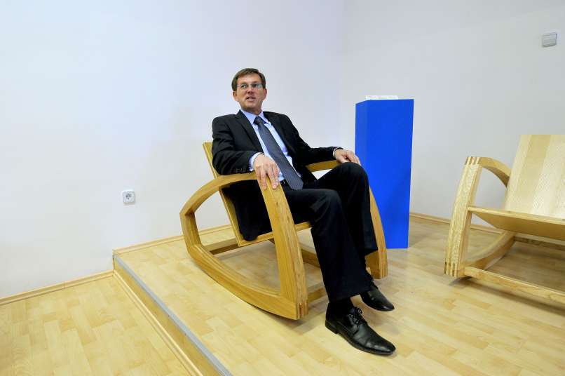 Miro Cerar počiva ful