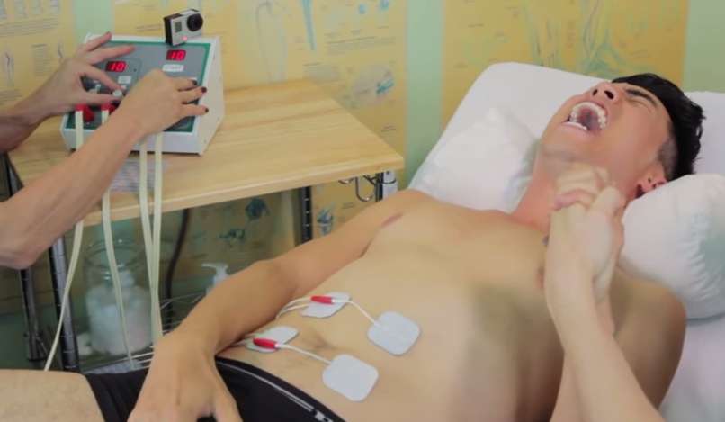 moški okusili porodne bolečine
