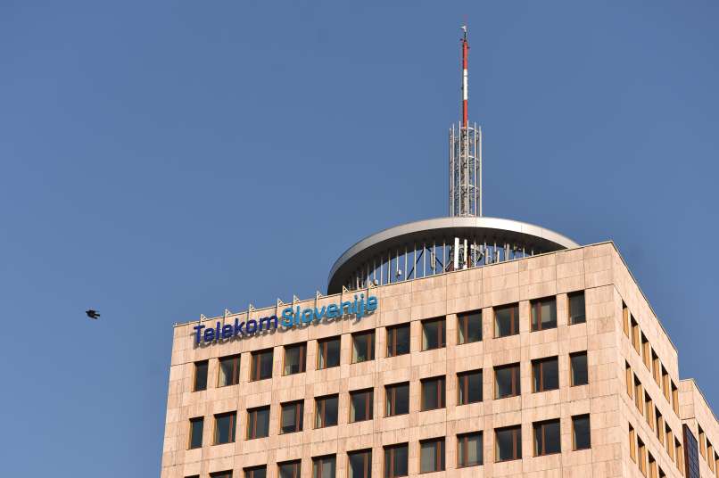 telekom slovenije upravna stavba