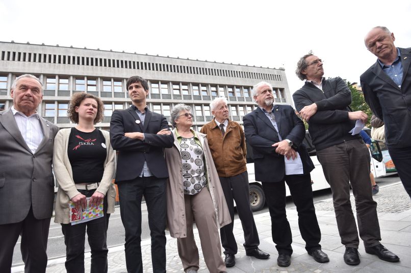 koalicija proti privatizaciji