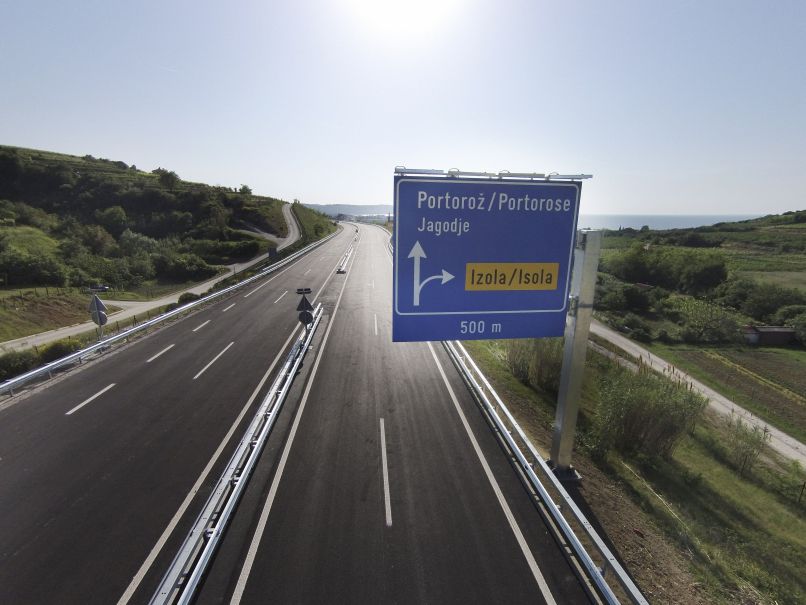 Hitra cesta Koper-Izola in predor Markovec iz zraka