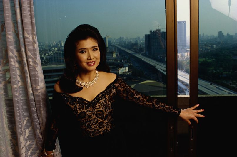 Apasra Hongsakula