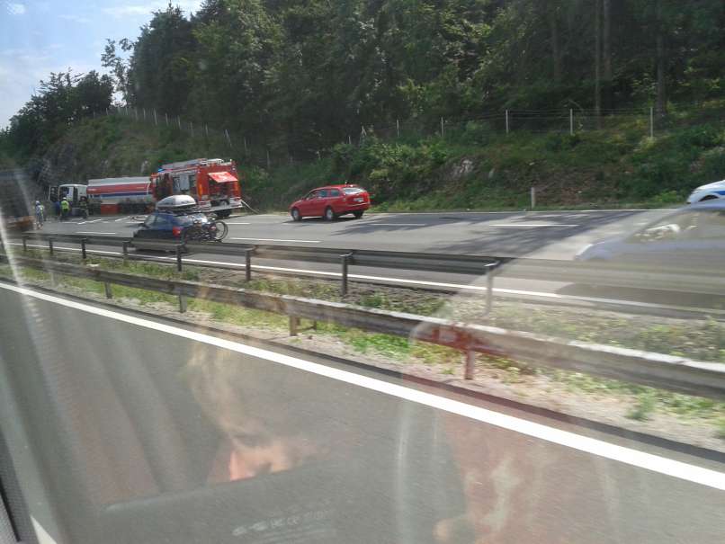 nesreča primorska avtocesta