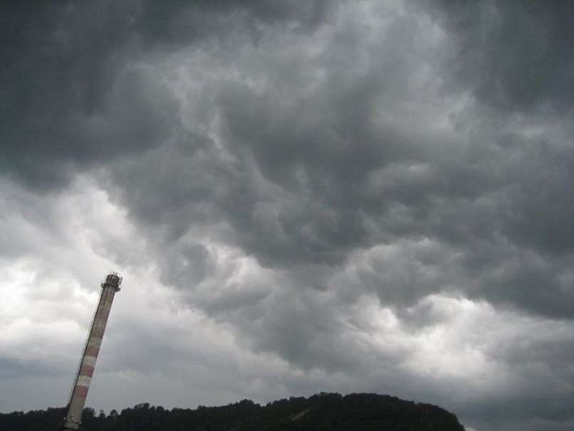 trbovlje, oblačno