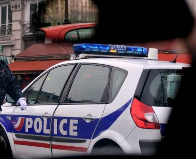 policija francija