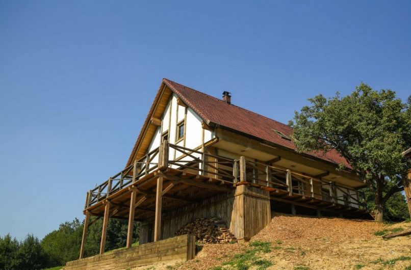 Kmetija 1