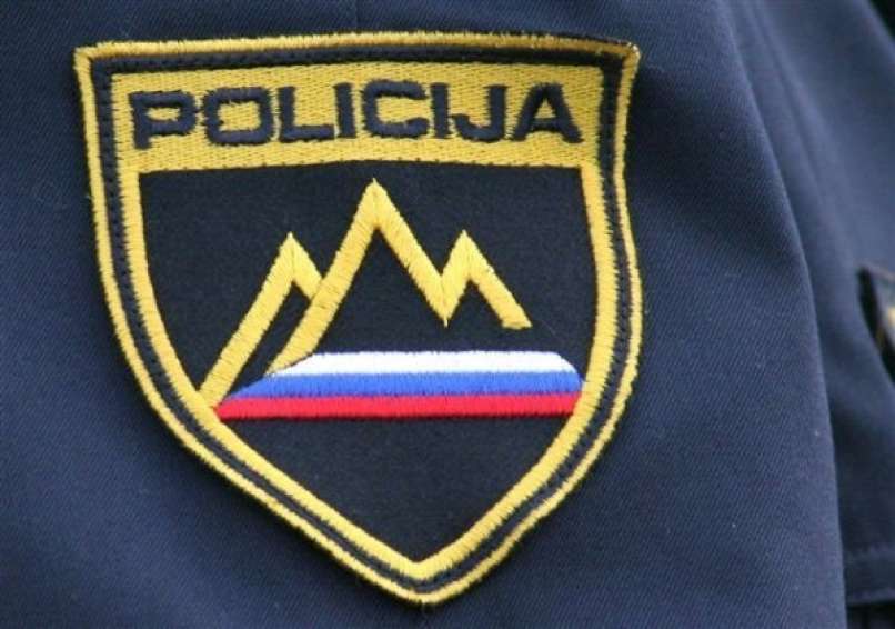 policija našitek