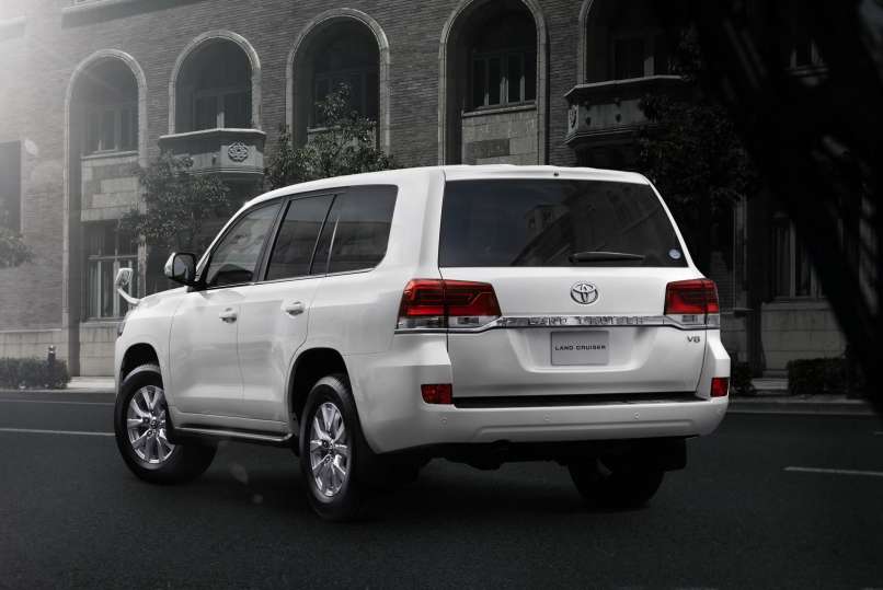 toyota land cruiser