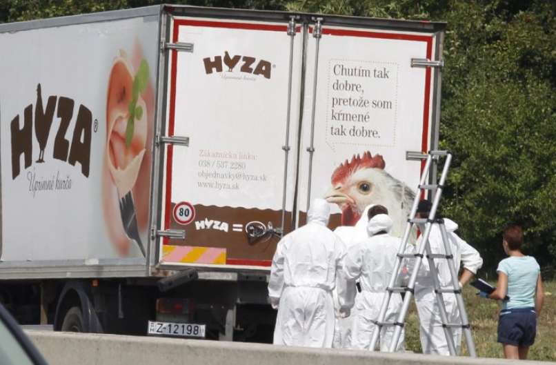 tovornjak, migranti, begunci, trupla