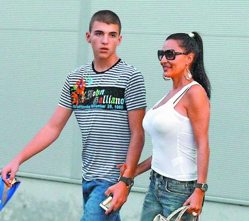 Ceca in sin Veljko