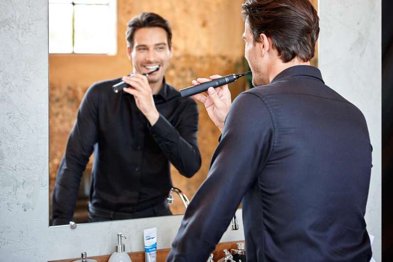 Philips Sonicare DiamondClean1