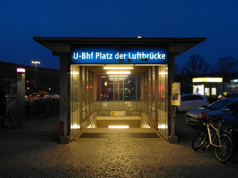 Postaja Luftbrücke 1