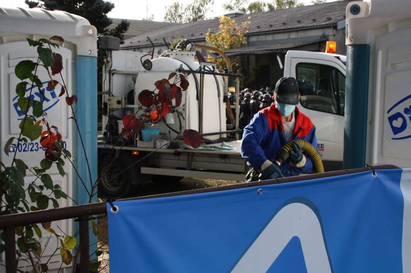 2-prenosne sanitarije