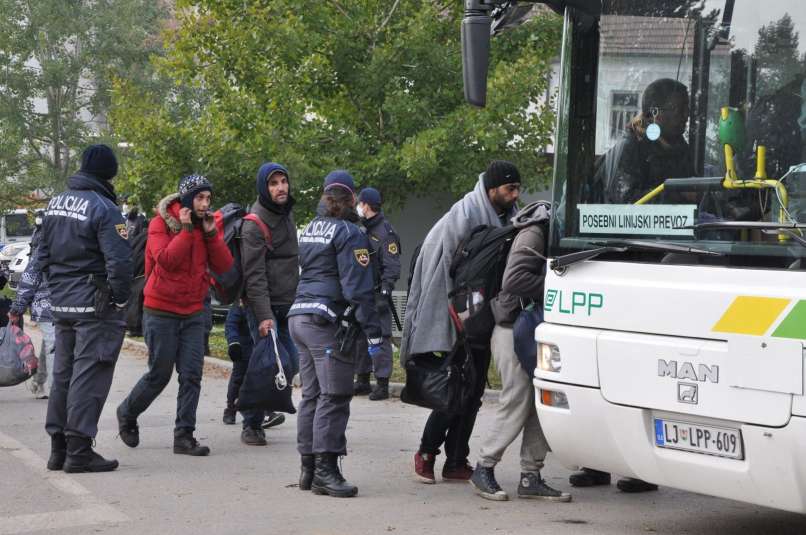 brežice-begunci-prevoz