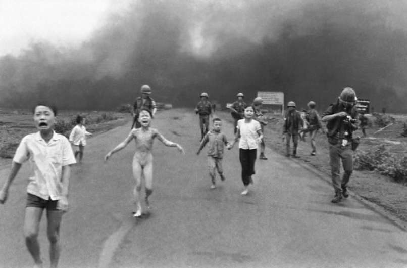 Kim Phuc, Trang Bang, Vietnam, napalm