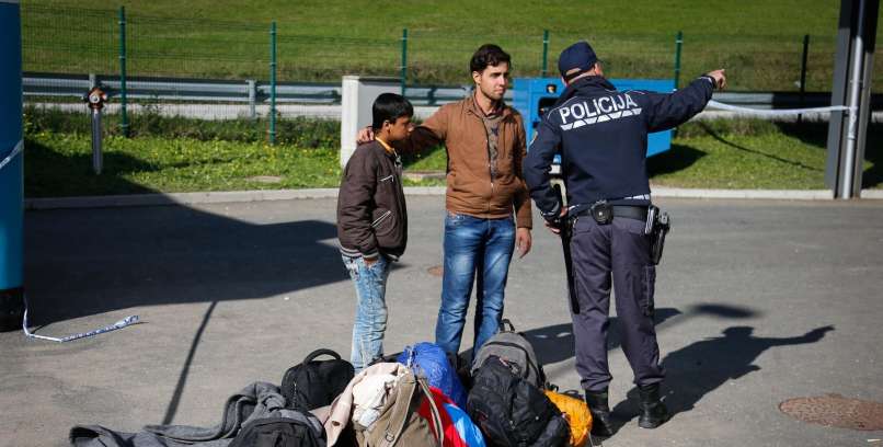 begunci, slovenska poliicja