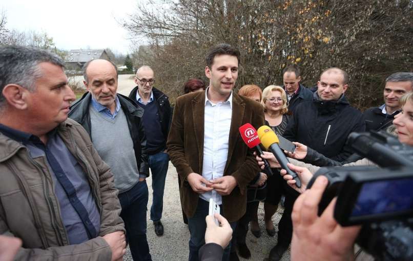 Skrivno srečanje stranke MOST v Plitvicah