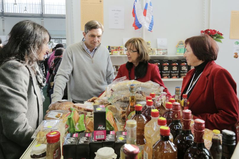 bazar Sila, Pahor