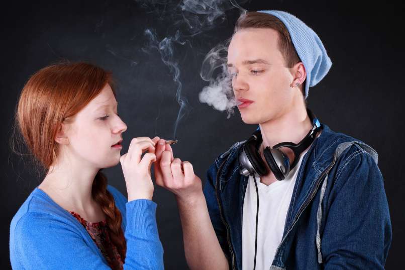 kajenje cigareta otrok najstnik (3)