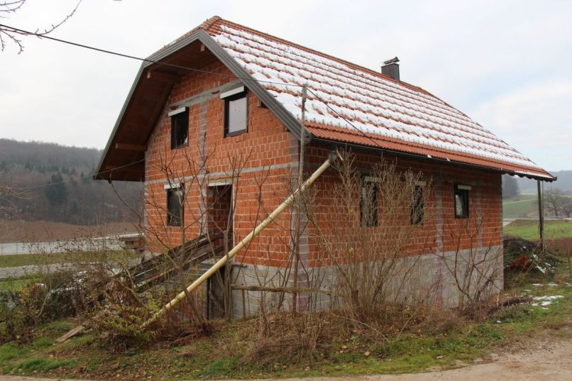 Novi dom Mahničevih