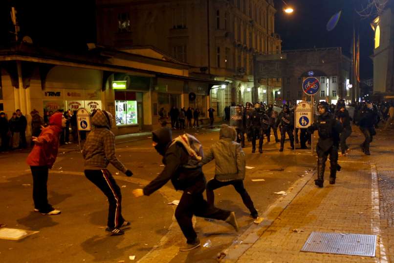 Vrhovno sodišče v primeru protestnikov pritrdilo tožilstvu