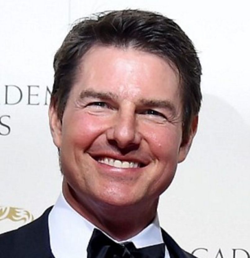 Tom Cruise 1