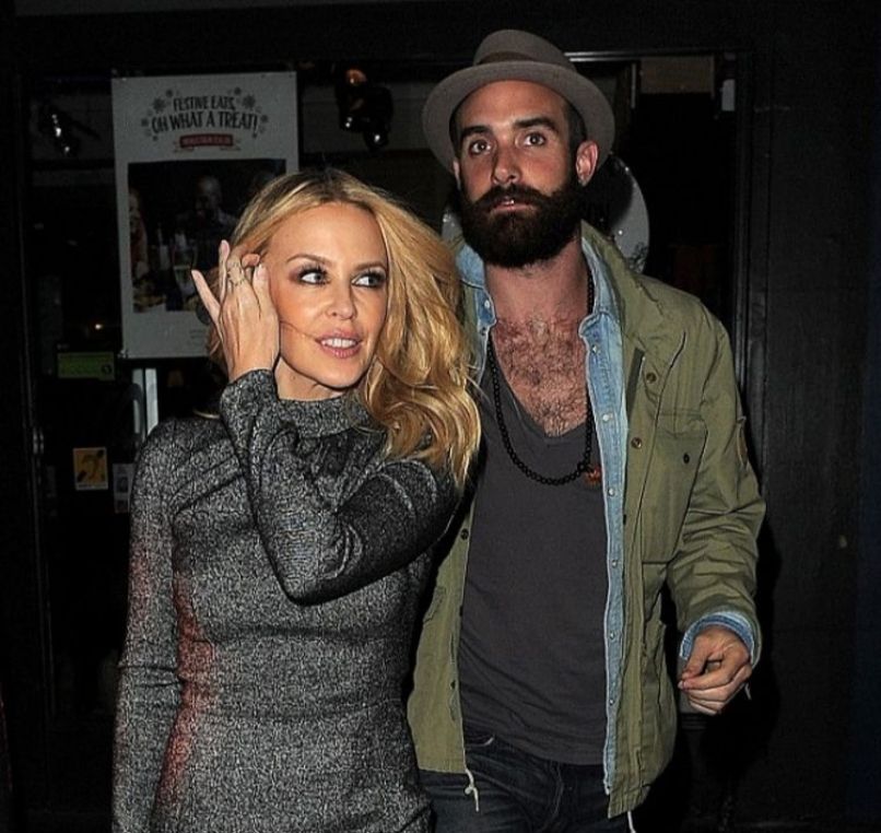 Kylie Minogue, Joshua Sasse