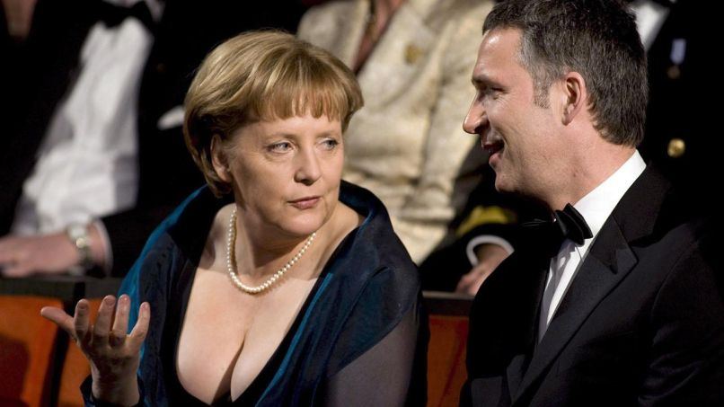 nemčija merkel angela joške prsa ženska (2)