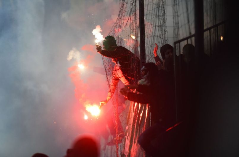 maribor olimpija, bakle, navijači1