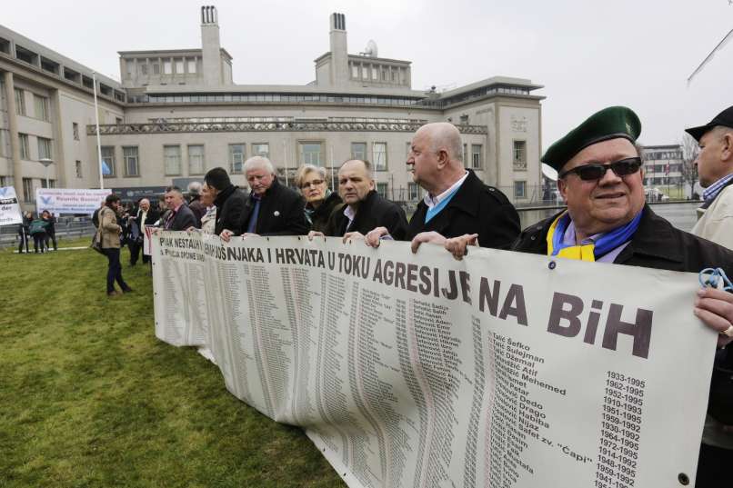 svoji žrtev, haag, srebrenica